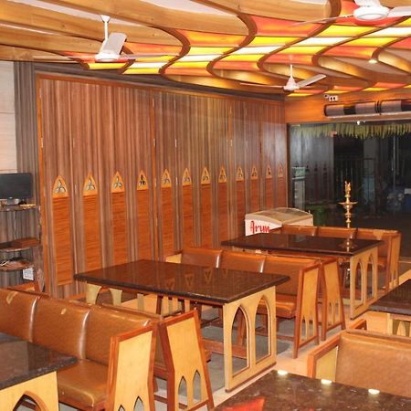 Annai In Saravana Bhavan Fine Stay And Restaurant Velankanni Exterior foto