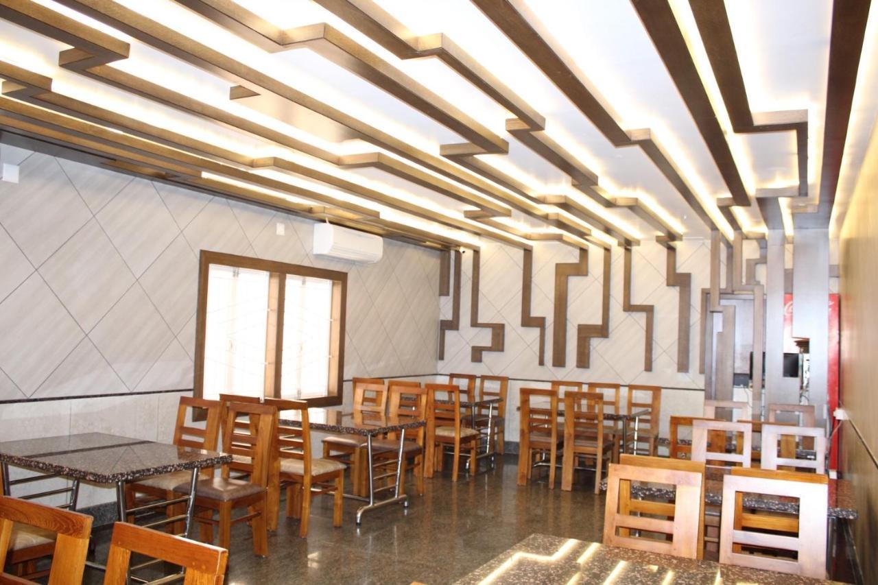 Annai In Saravana Bhavan Fine Stay And Restaurant Velankanni Exterior foto