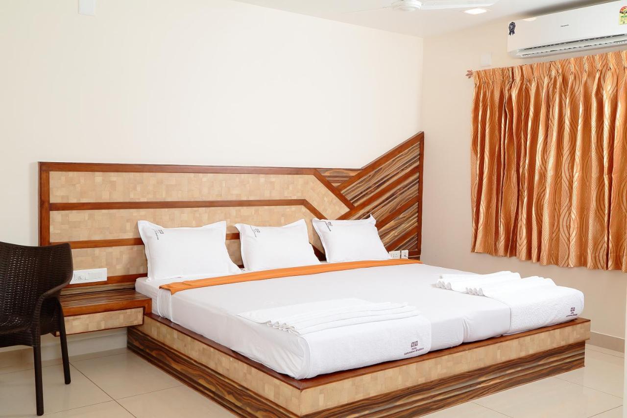 Annai In Saravana Bhavan Fine Stay And Restaurant Velankanni Exterior foto