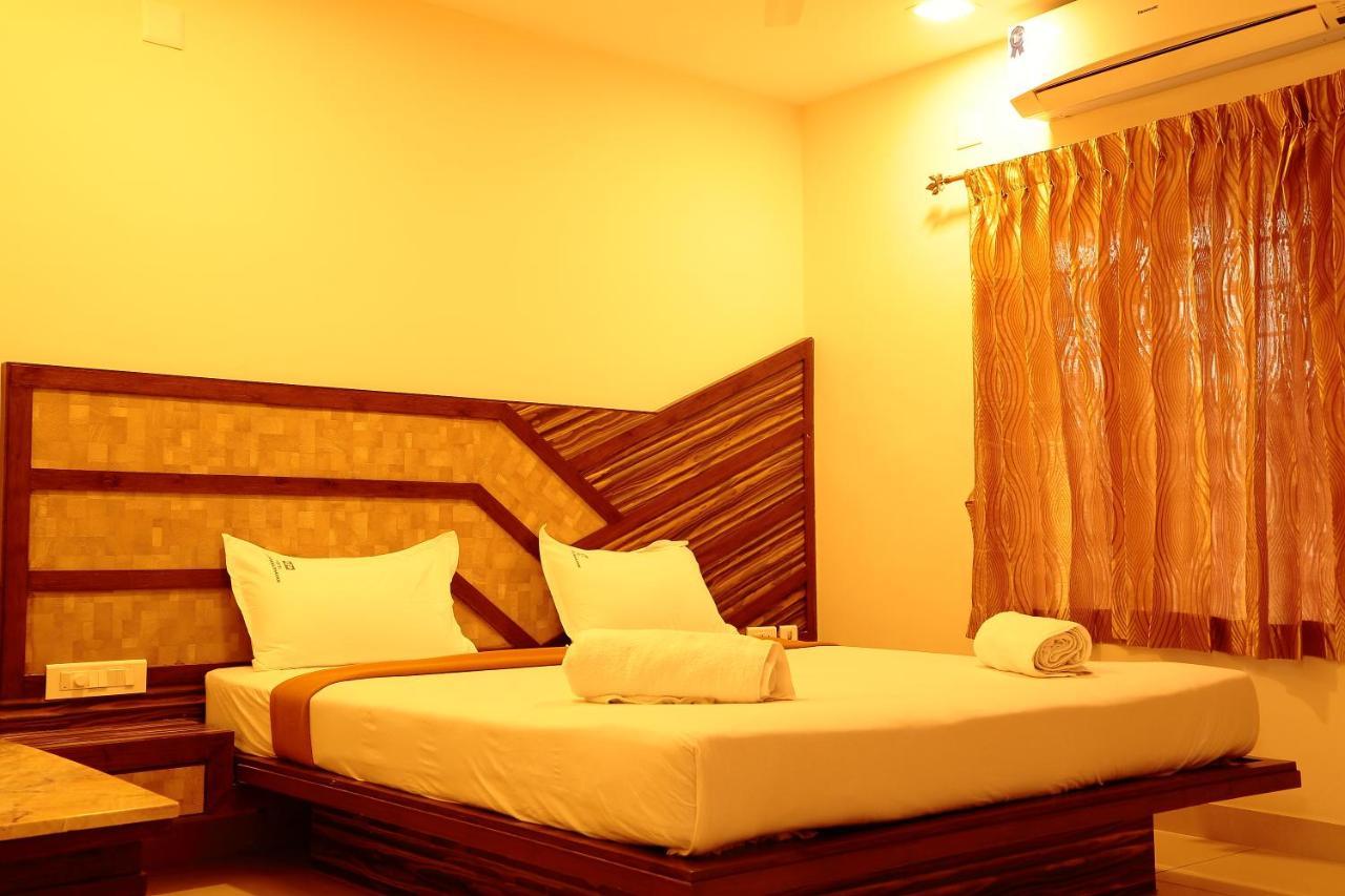 Annai In Saravana Bhavan Fine Stay And Restaurant Velankanni Exterior foto